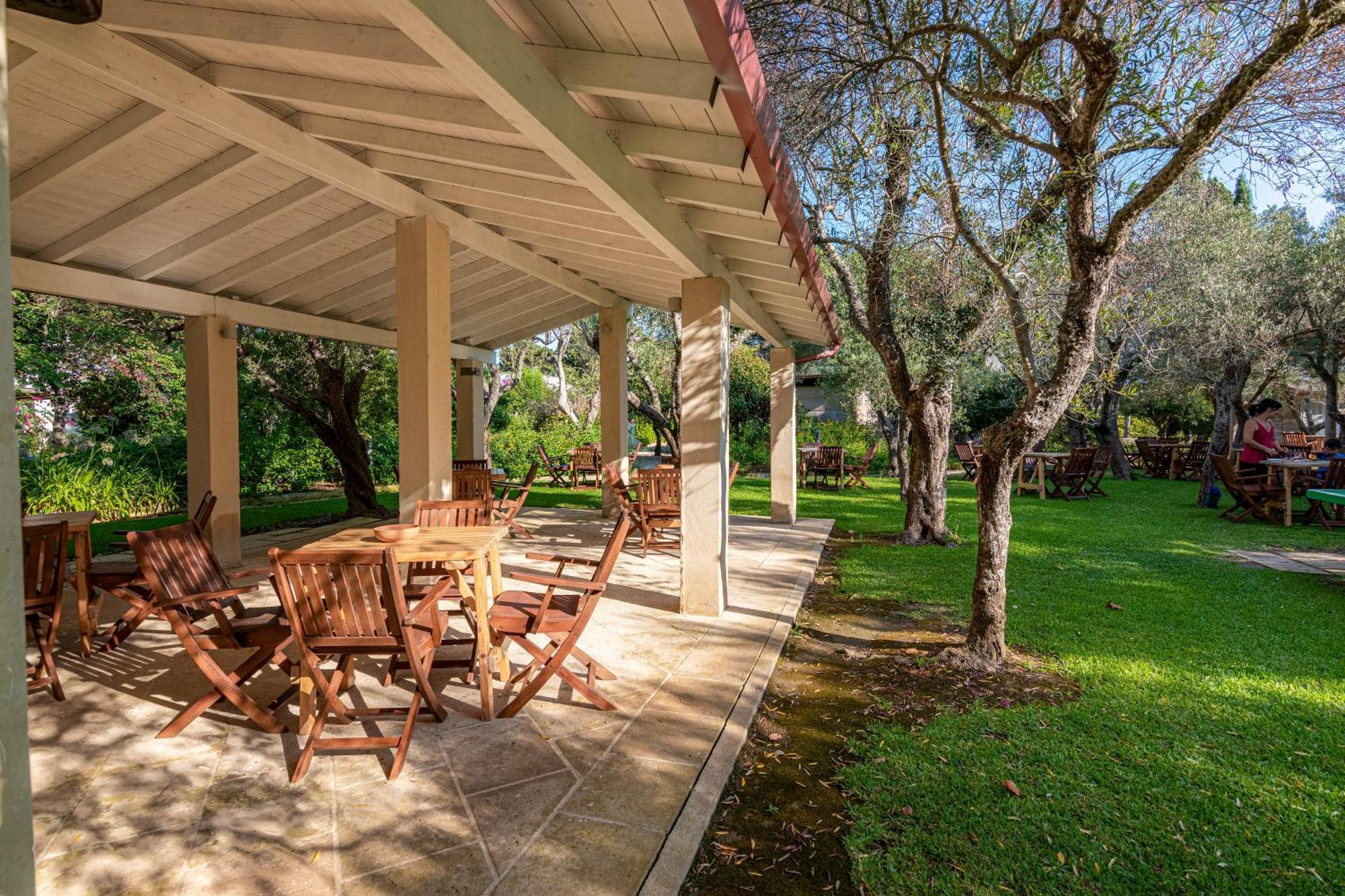 Bio Agriturismo Salos Алимини Экстерьер фото